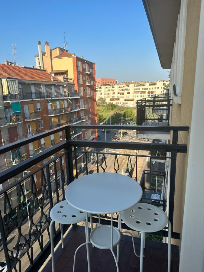 Bicocca Modern Apartment ミラノ エクステリア 写真