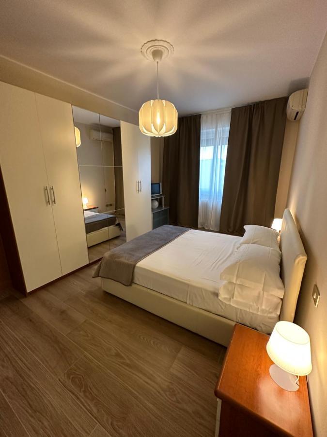 Bicocca Modern Apartment ミラノ エクステリア 写真