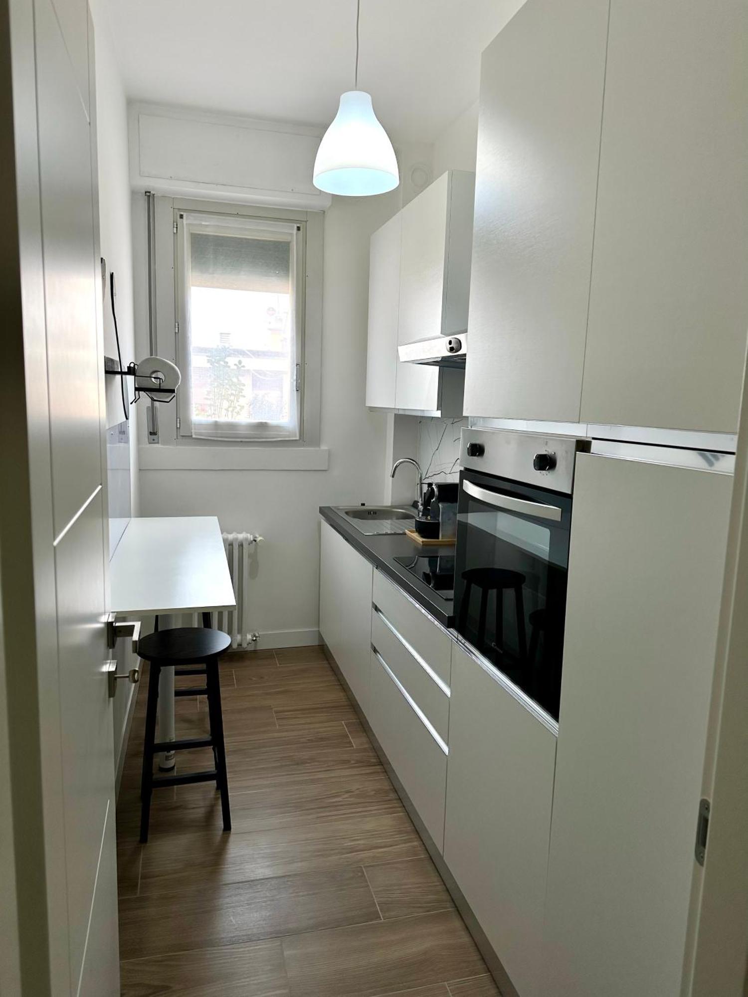 Bicocca Modern Apartment ミラノ エクステリア 写真