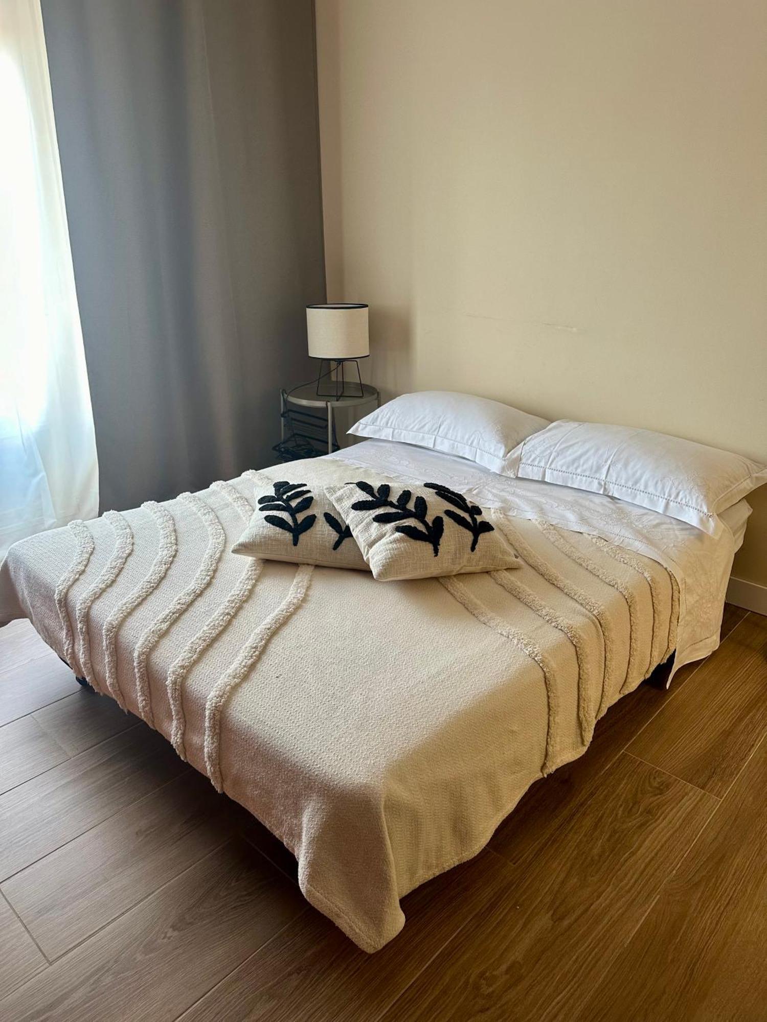 Bicocca Modern Apartment ミラノ エクステリア 写真